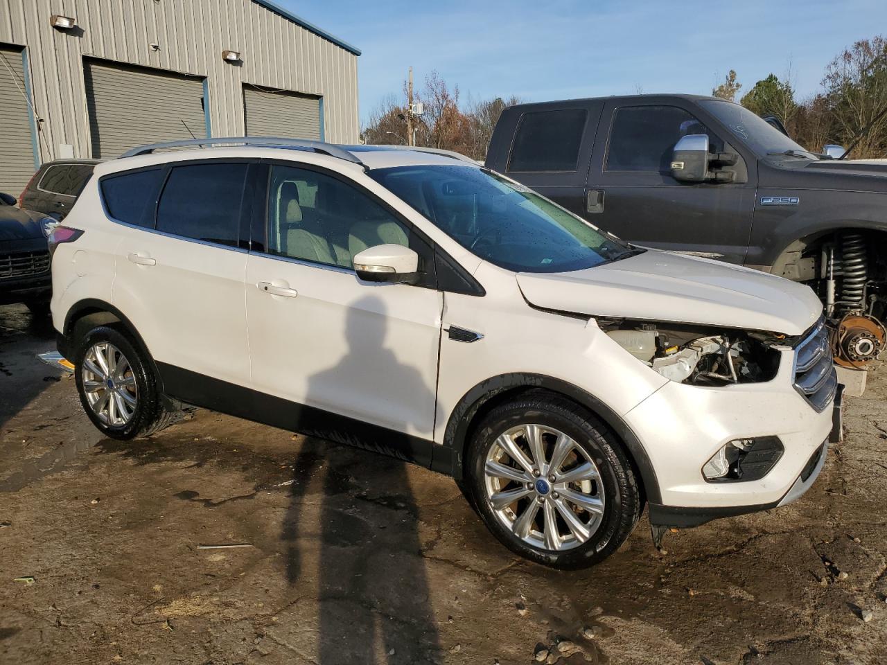 2017 FORD ESCAPE TIT - Image 4