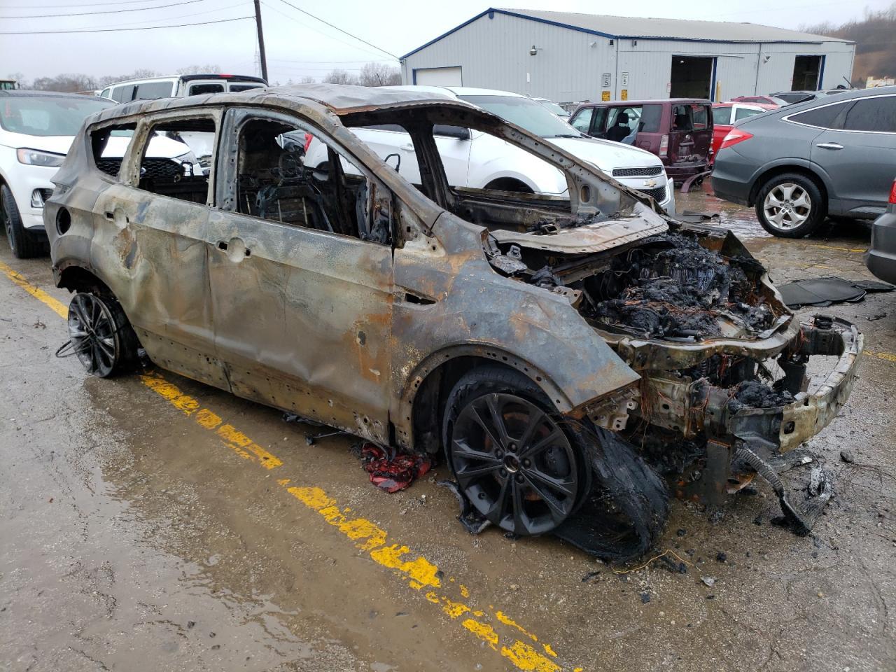 2017 FORD ESCAPE SE - Фото 4