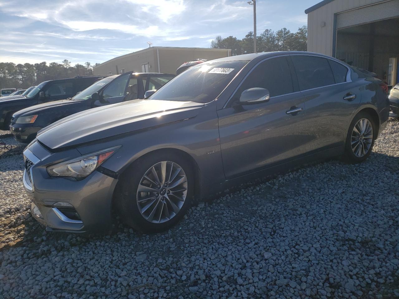 2018 INFINITI Q50 LUXE