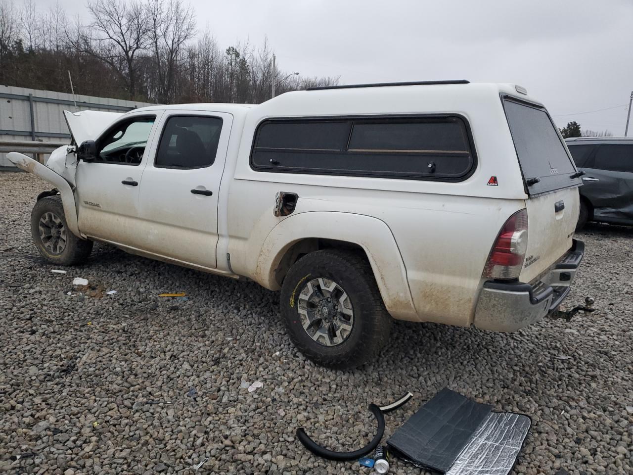 2013 TOYOTA TACOMA DOU - Фото 2