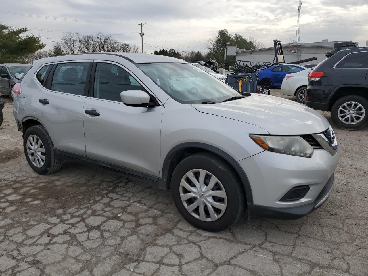 2016 NISSAN ROGUE S - Image 4