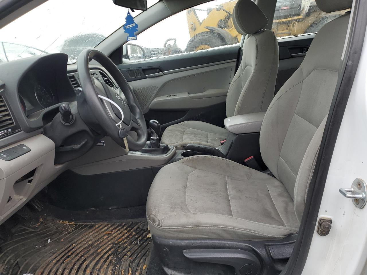 2017 HYUNDAI ELANTRA SE - Фото 7