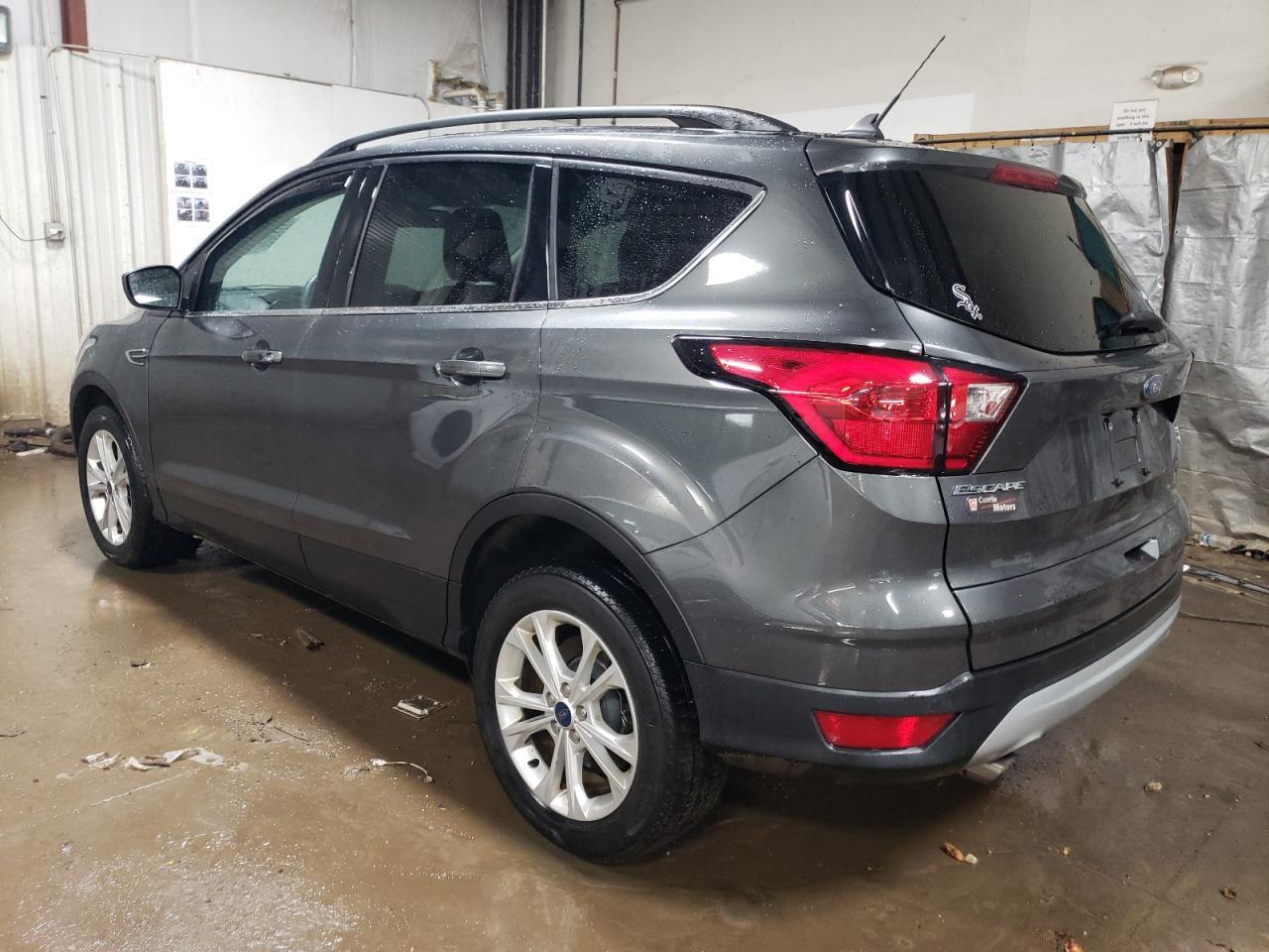 2019 FORD ESCAPE SEL - Image 2