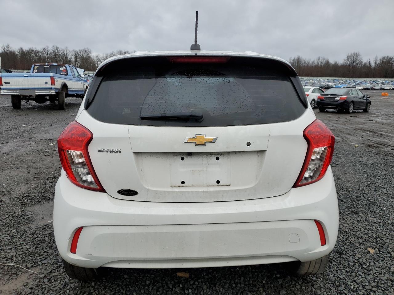 2022 CHEVROLET SPARK LS - Фото 6