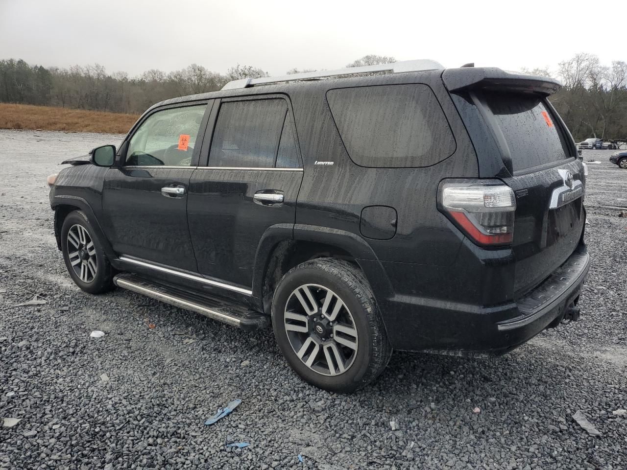 2019 TOYOTA 4RUNNER SR - Image 2