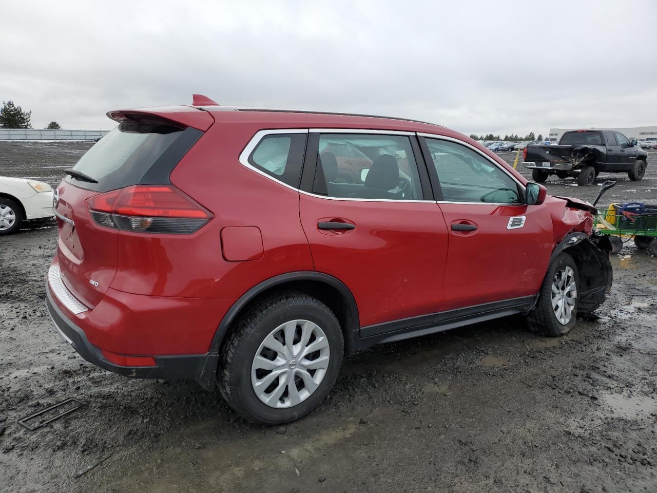 2017 NISSAN ROGUE SV - Фото 3