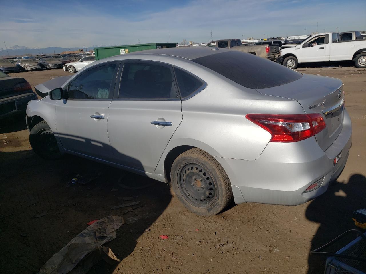 2017 NISSAN SENTRA S - Фото 2