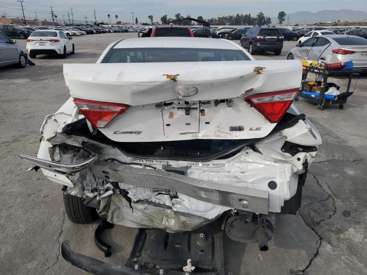 2017 TOYOTA CAMRY HYBR - Image 6