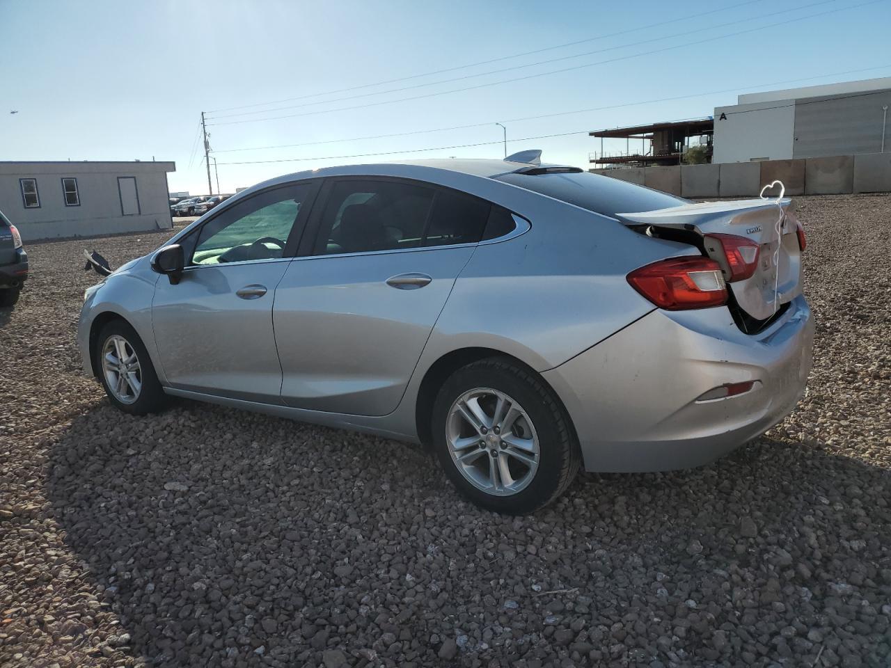 2016 CHEVROLET CRUZE LT - Image 2