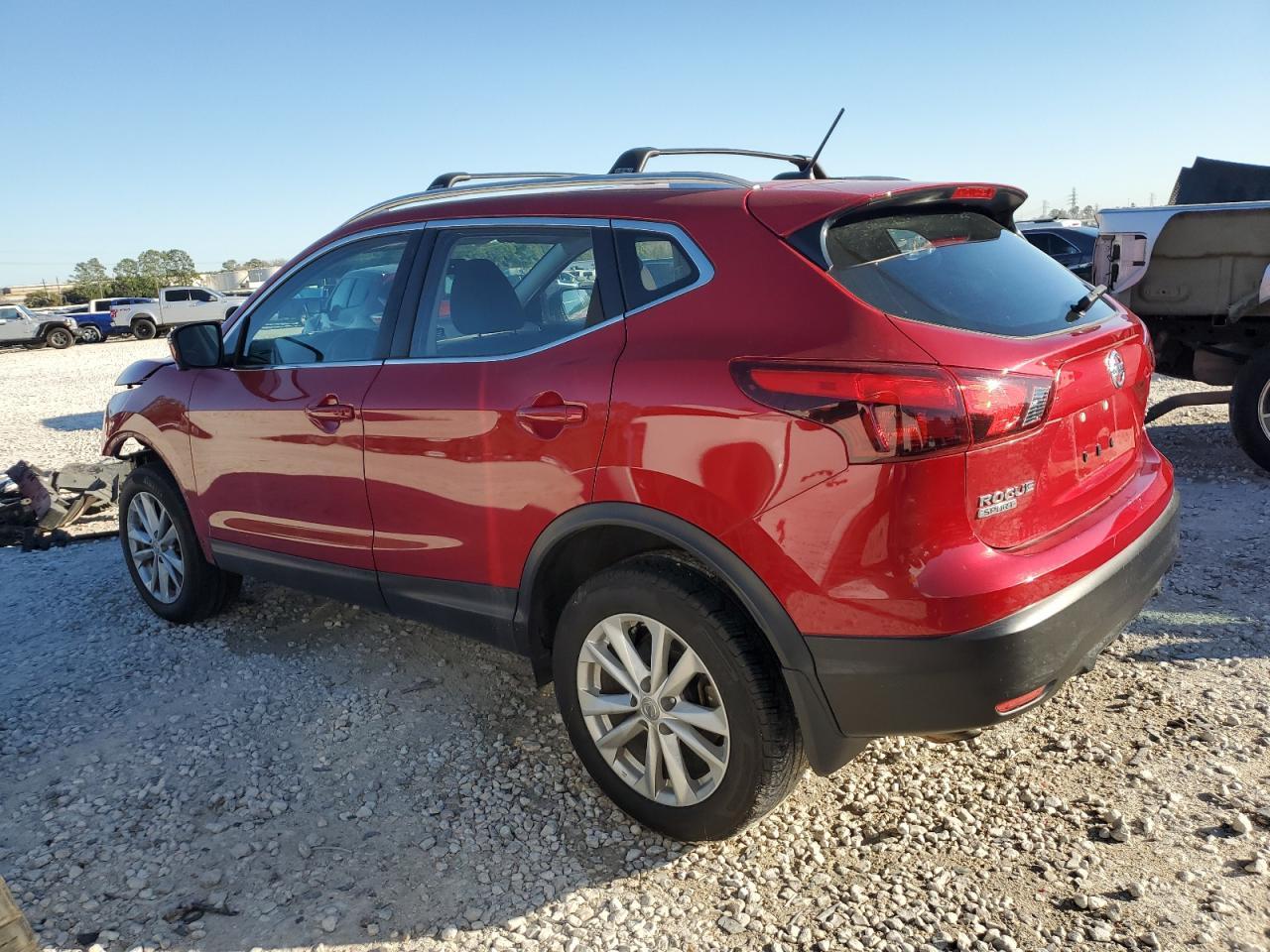 2018 NISSAN ROGUE SPOR - Фото 2