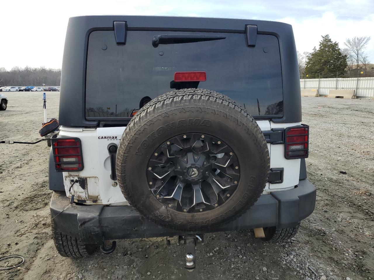 2017 JEEP WRANGLER U - Фото 6