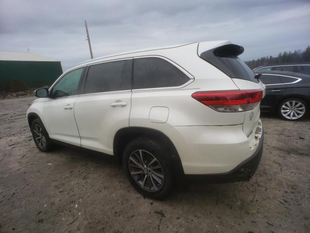 2019 Toyota Highlander Se - Фото 2