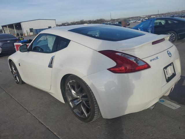 2016 Nissan 370Z Base - Image 2