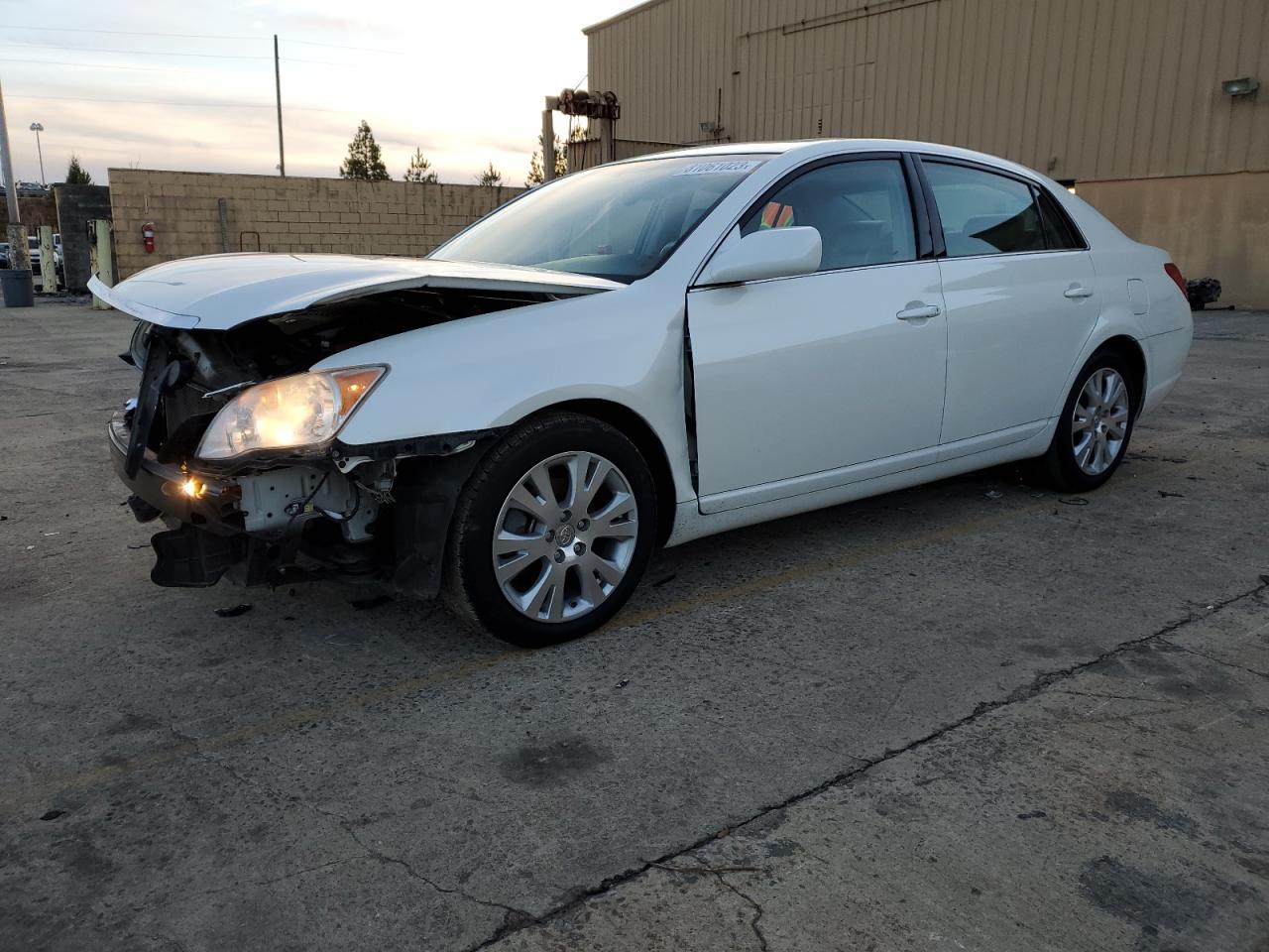 2010 TOYOTA AVALON XL car image