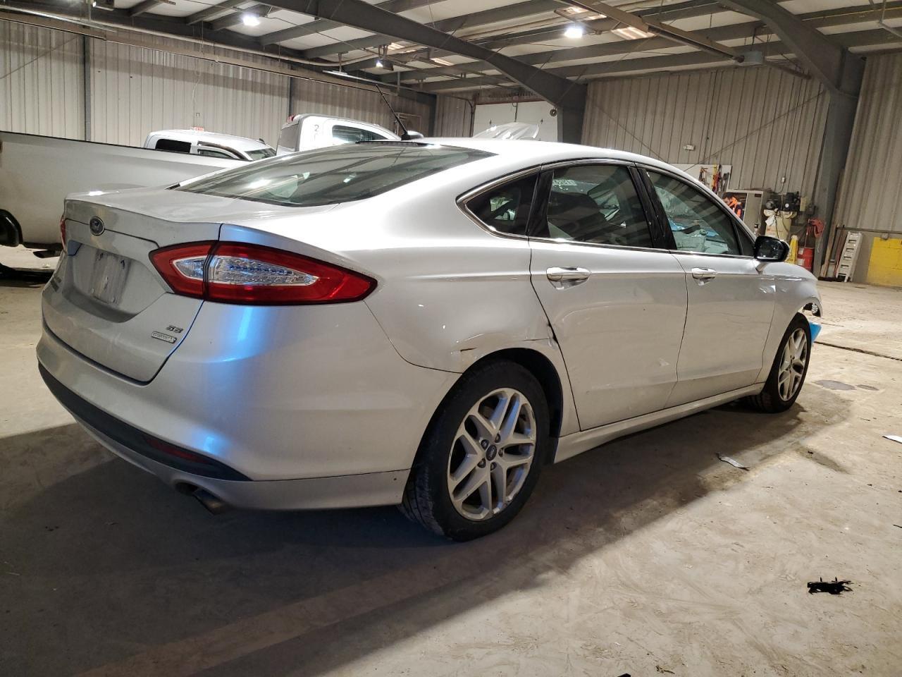 2014 FORD FUSION SE - Image 3