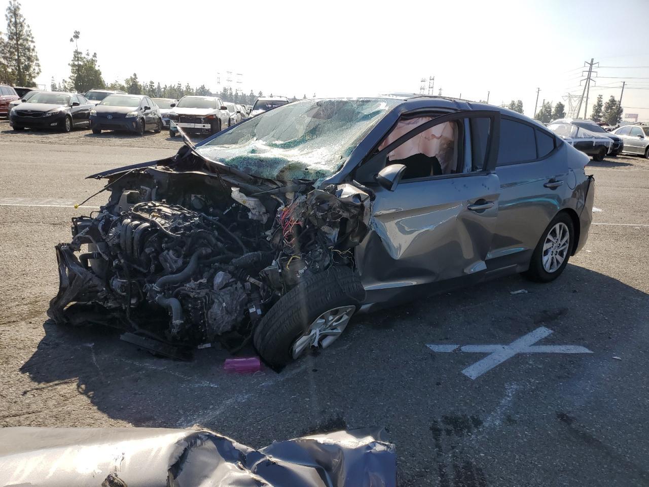 2018 HYUNDAI ELANTRA SE