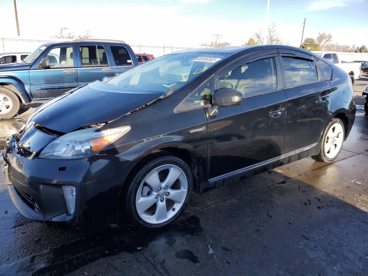 2013 TOYOTA PRIUS car image