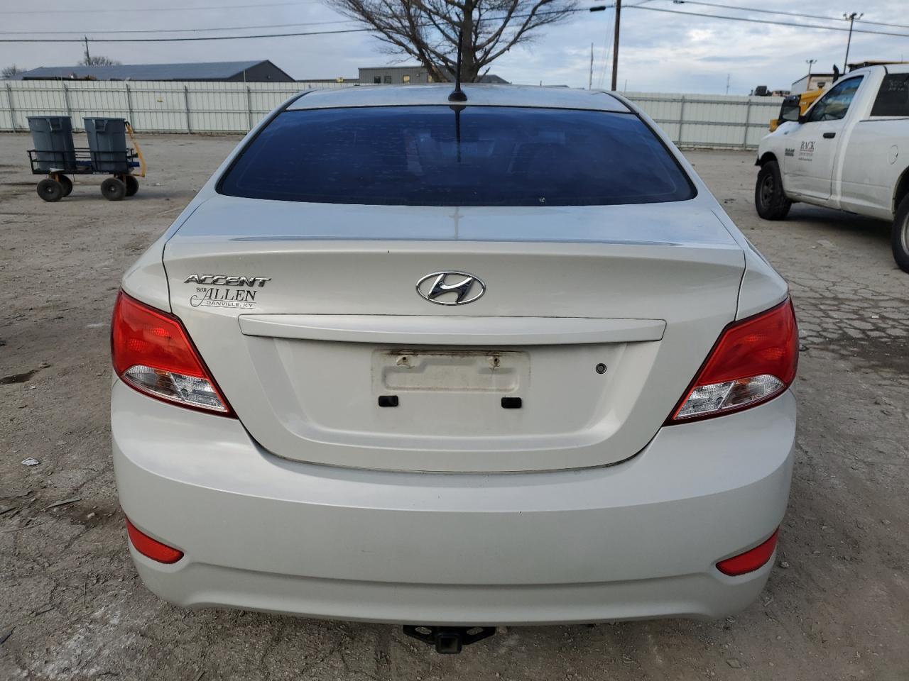 2016 HYUNDAI ACCENT SE - Фото 6