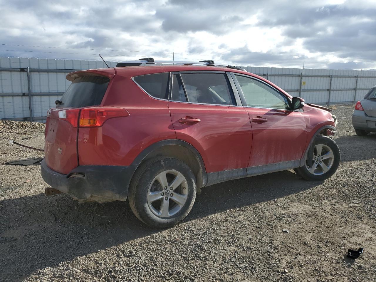 2015 TOYOTA RAV4 XLE - Image 3