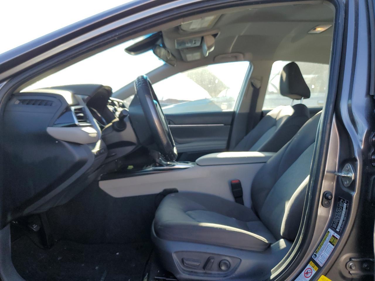 2018 TOYOTA CAMRY L - Image 7