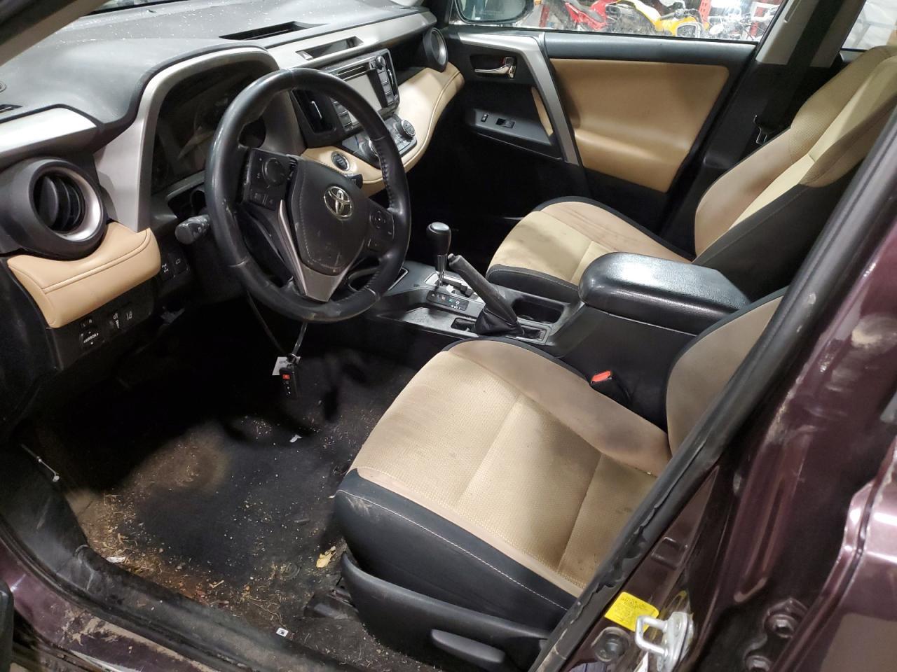 2017 TOYOTA RAV4 XLE - Фото 7