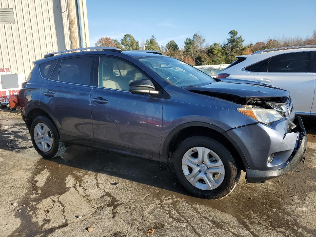 2014 TOYOTA RAV4 LE - Фото 4