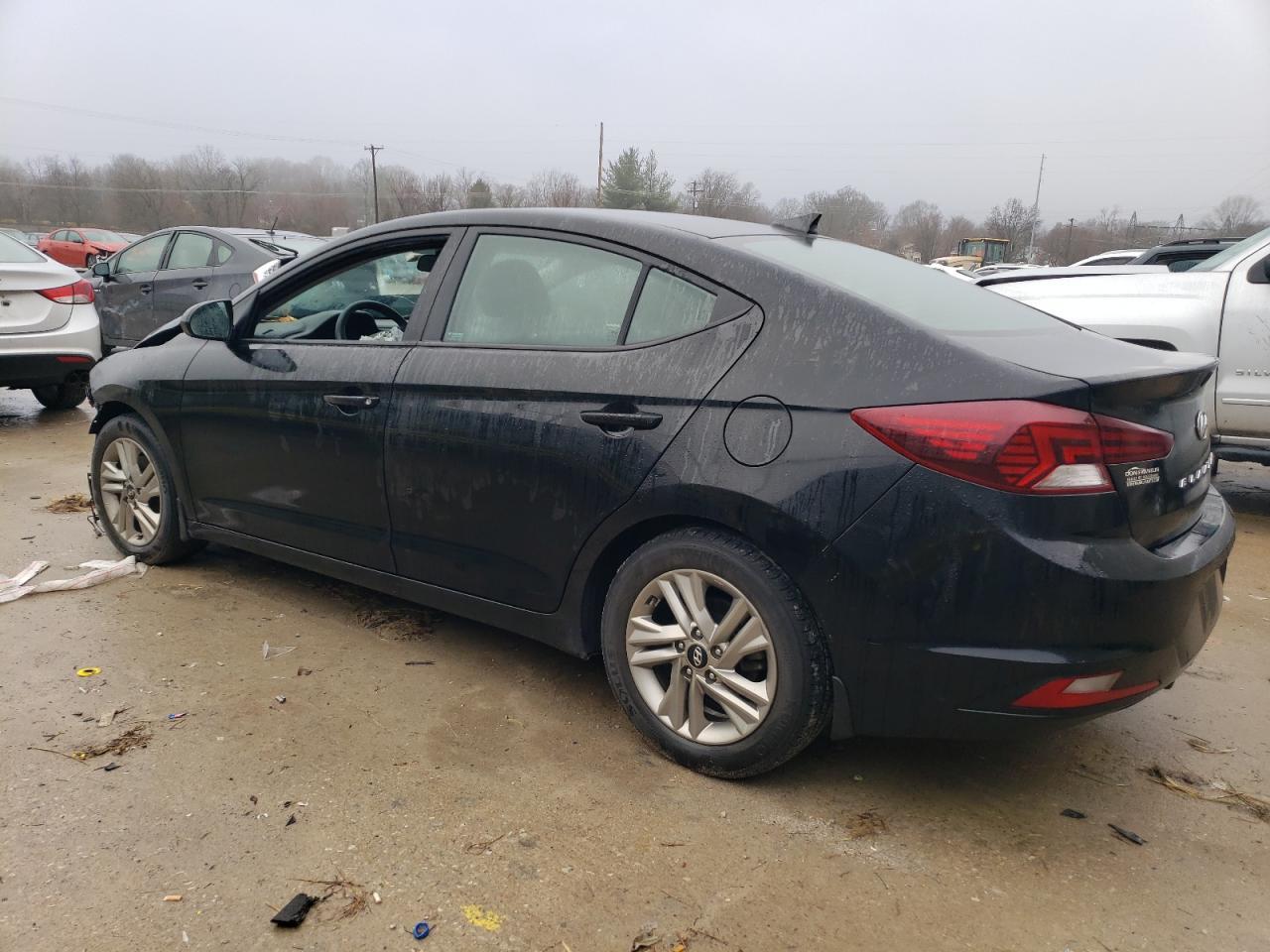 2019 HYUNDAI ELANTRA SE - Фото 2