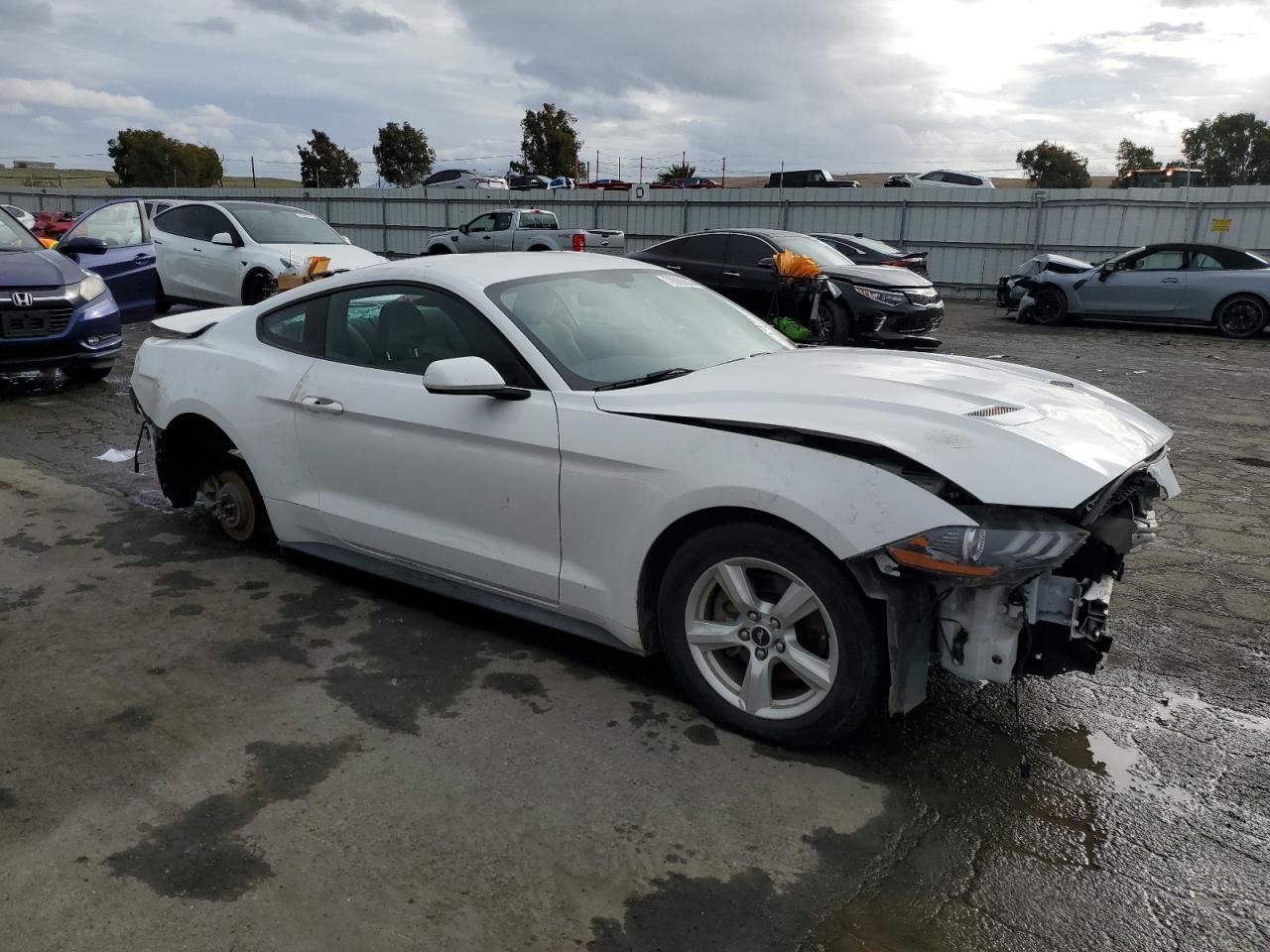 2018 FORD MUSTANG - Image 4