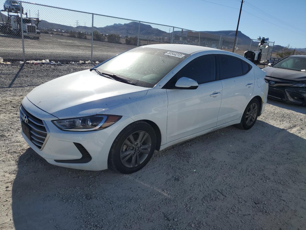 2018 HYUNDAI ELANTRA SE