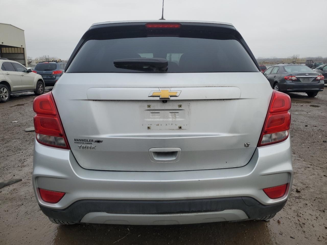 2018 CHEVROLET TRAX 1LT - Фото 6