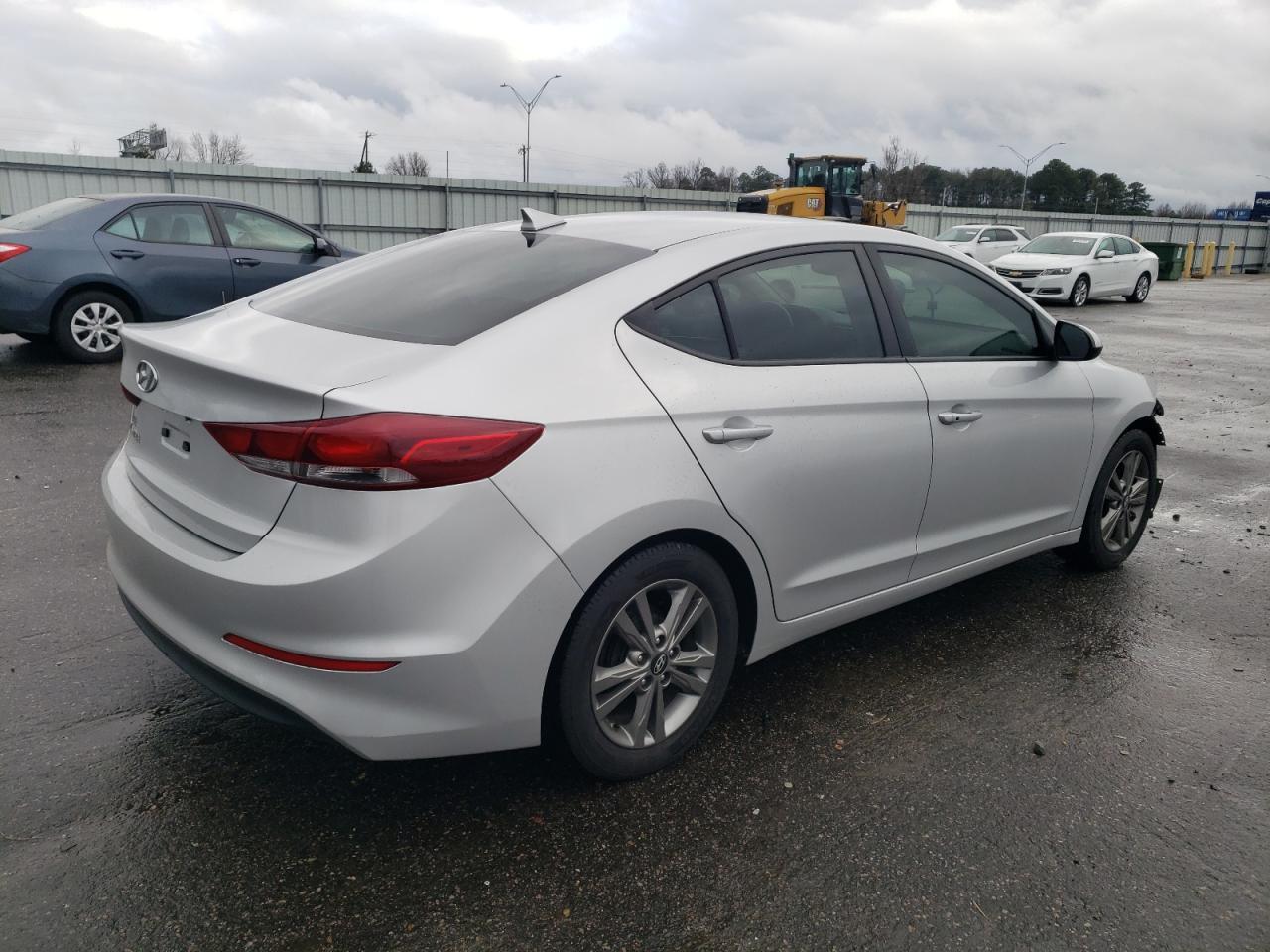 2017 HYUNDAI ELANTRA SE - Фото 3