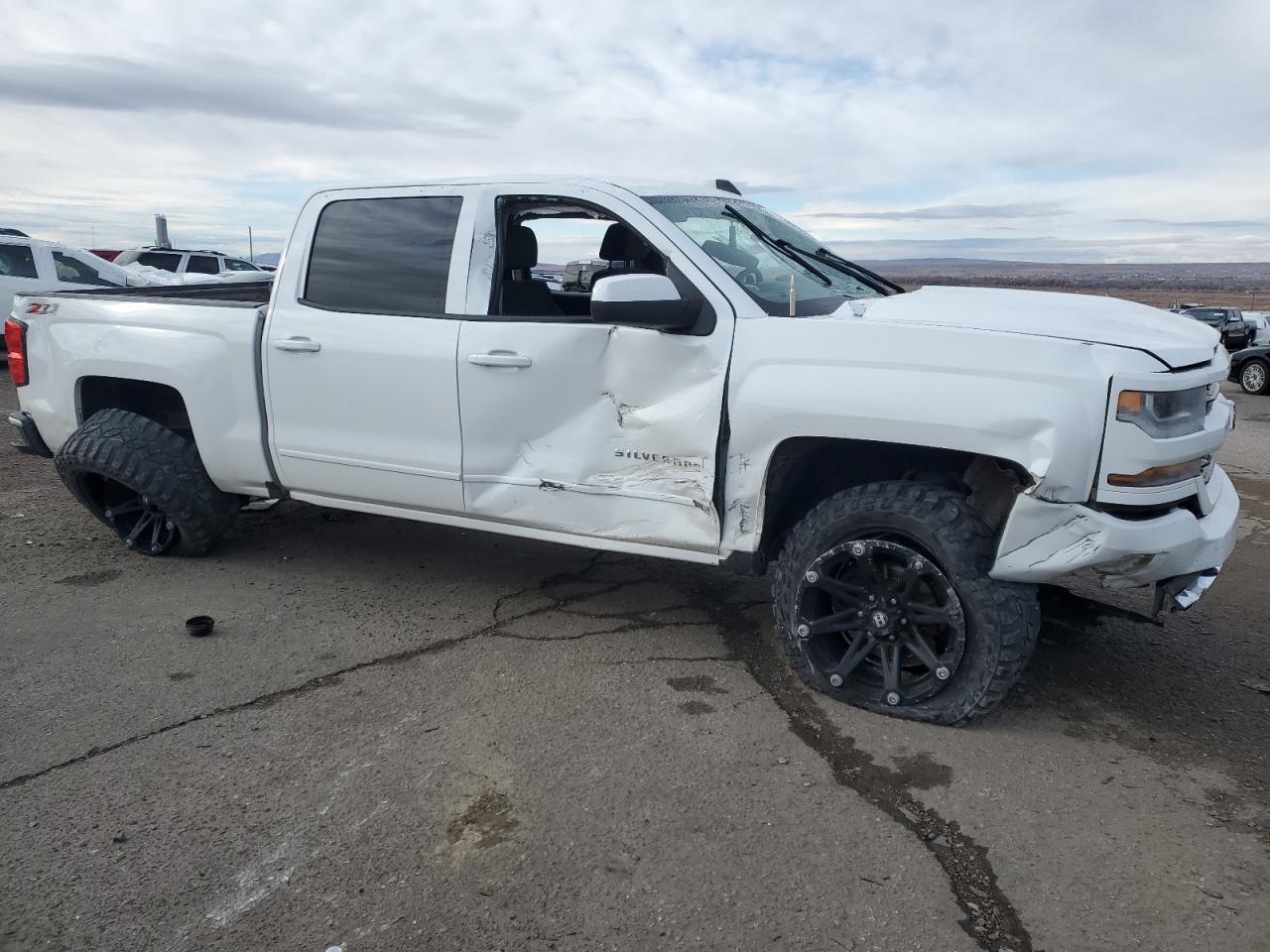 2016 CHEVROLET SILVERADO - Фото 4