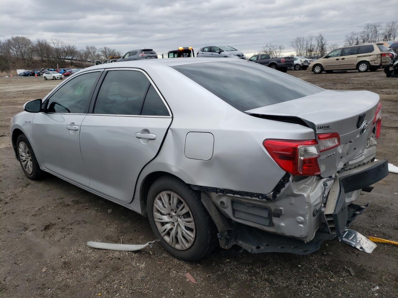 2012 TOYOTA CAMRY HYBR - Фото 2