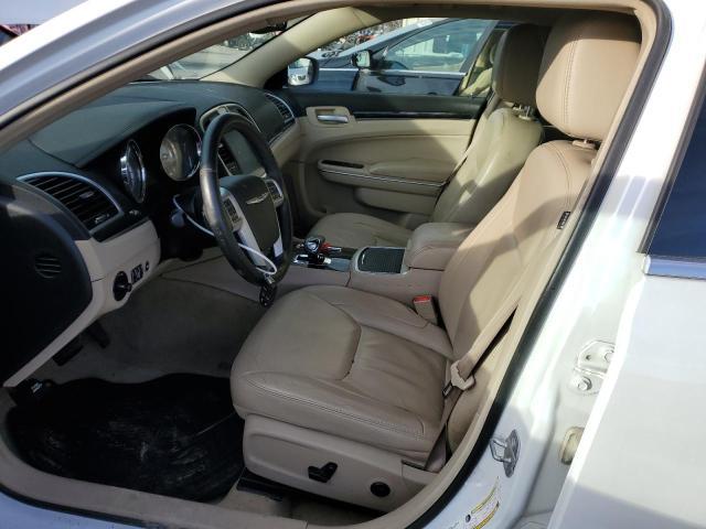 2014 Chrysler 300 - Image 7