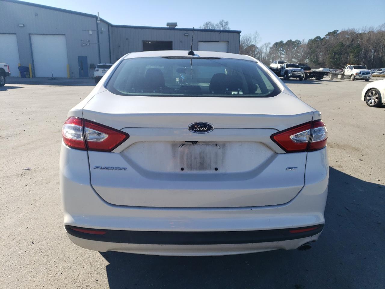 2014 FORD FUSION SE - Image 6