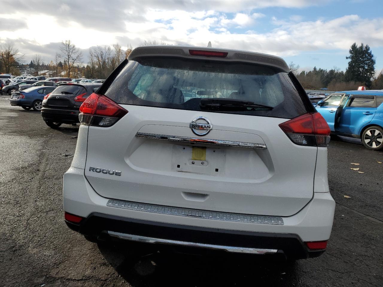 2018 NISSAN ROGUE S - Фото 6