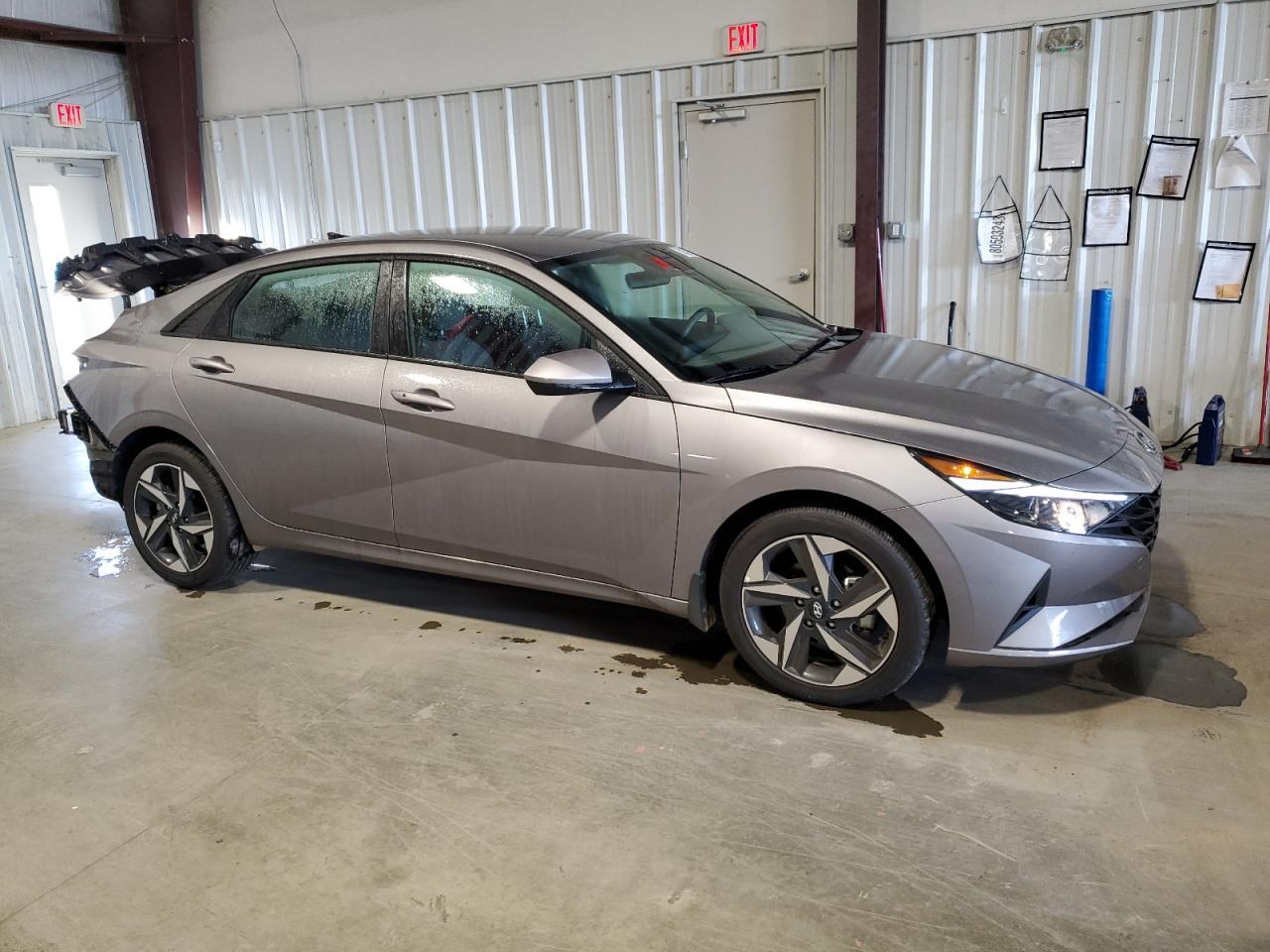 2023 HYUNDAI ELANTRA SE - Фото 4