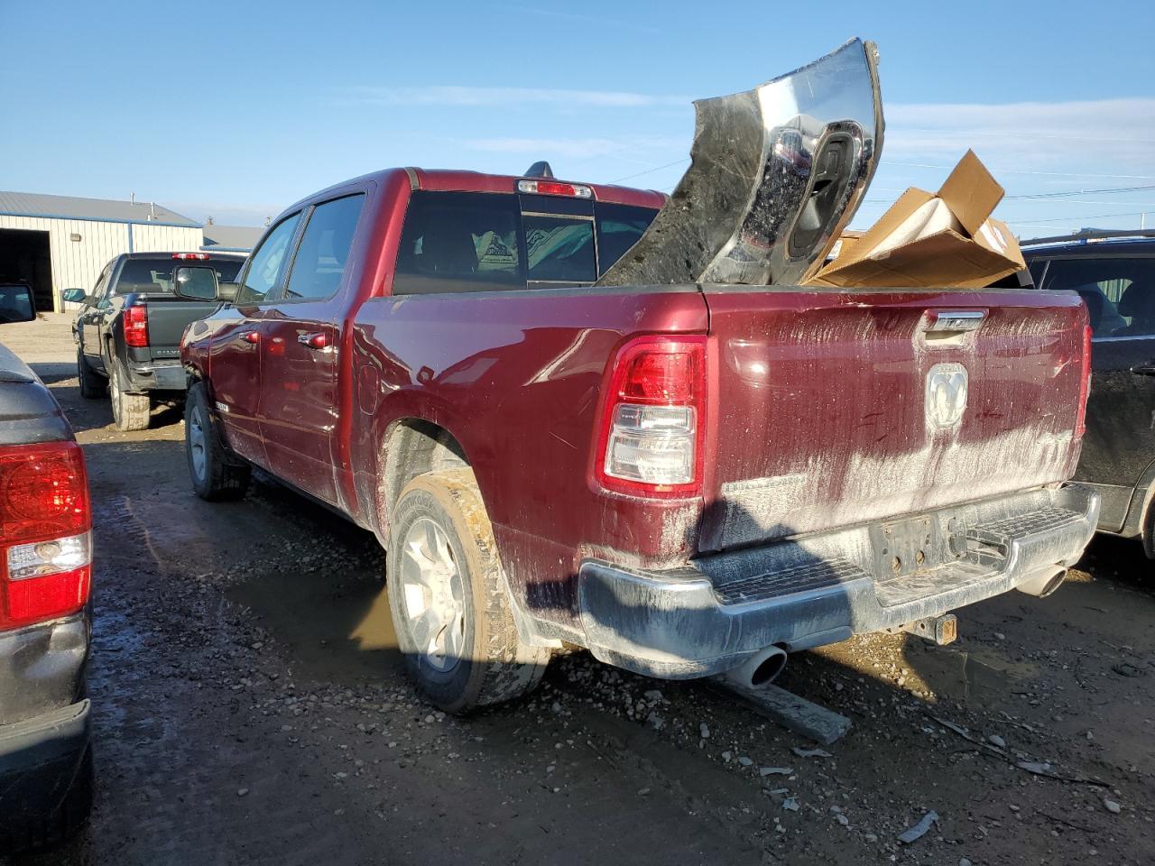 2019 RAM 1500 BIG H - Фото 2