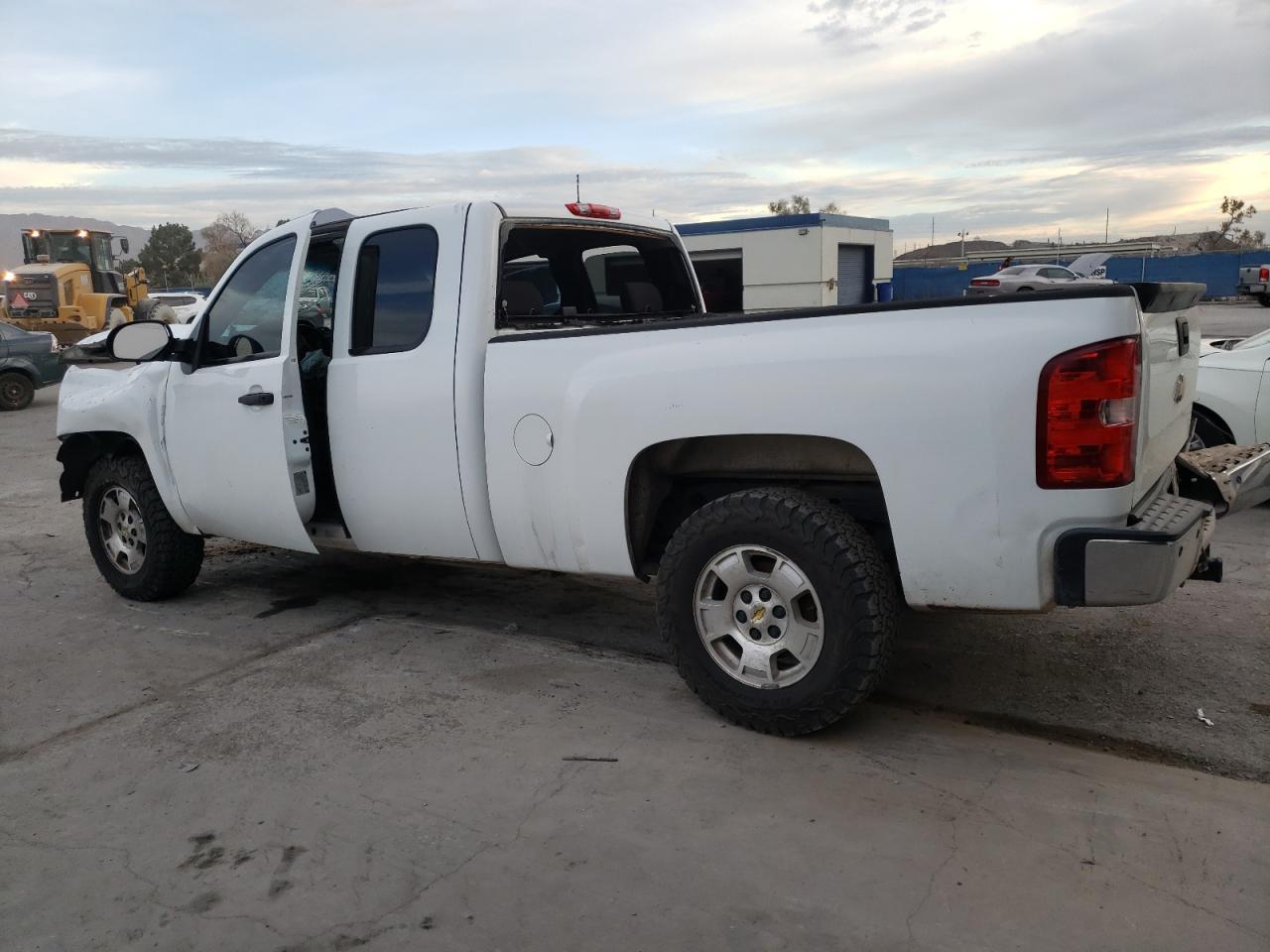 2013 CHEVROLET SILVERADO - Фото 2