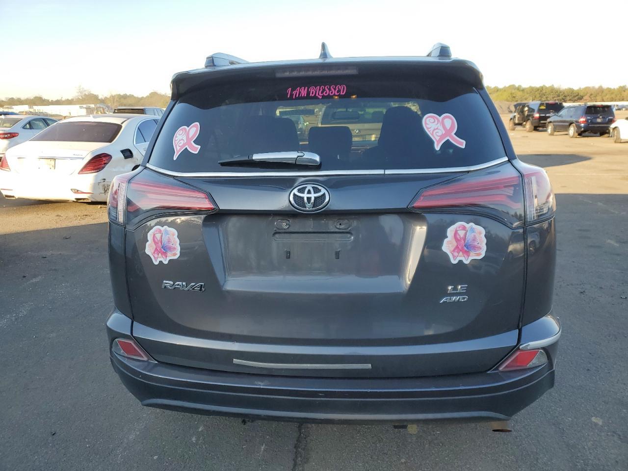 2016 TOYOTA RAV4 LE - Фото 6