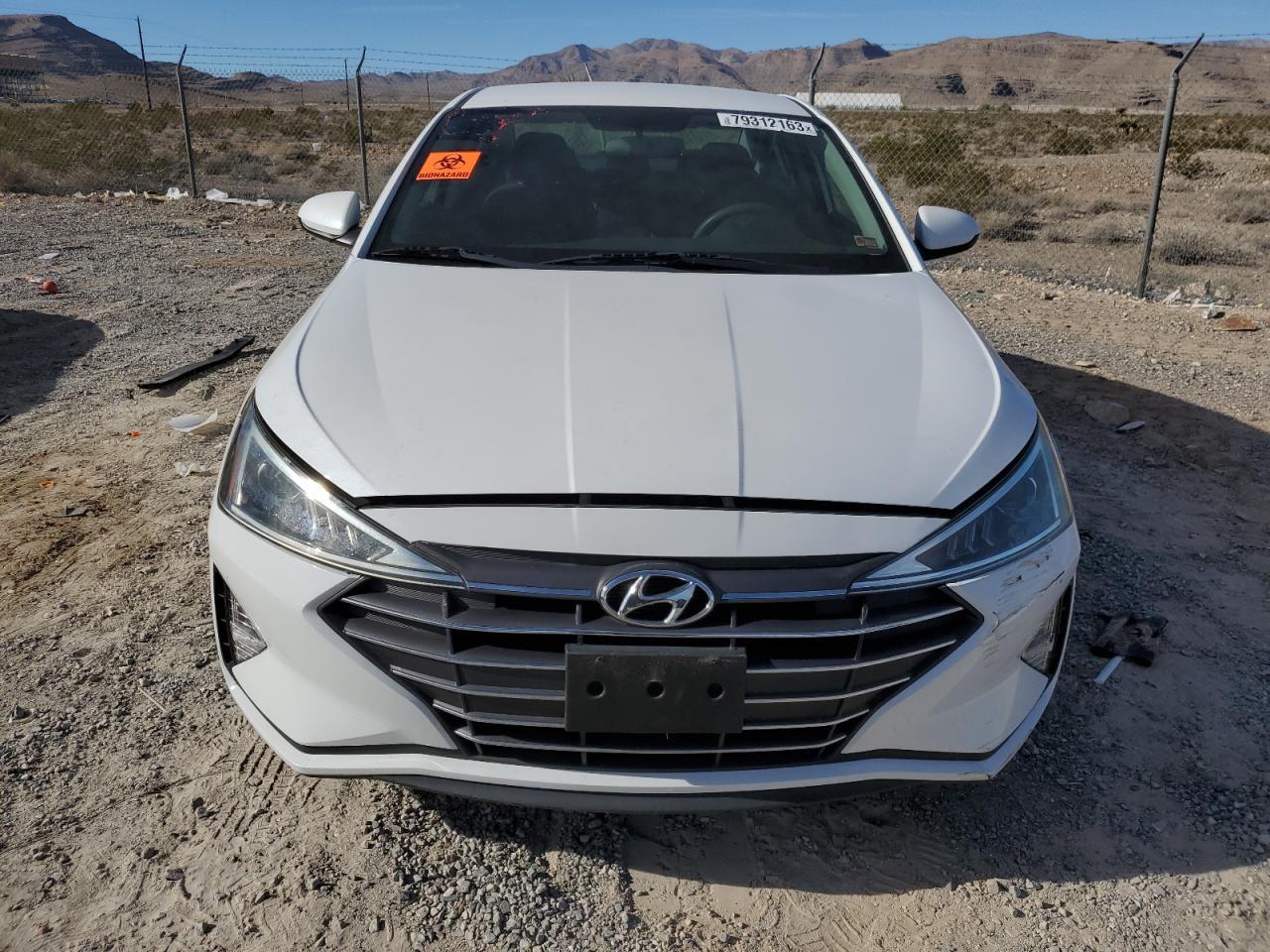 2019 HYUNDAI ELANTRA SE - Фото 5