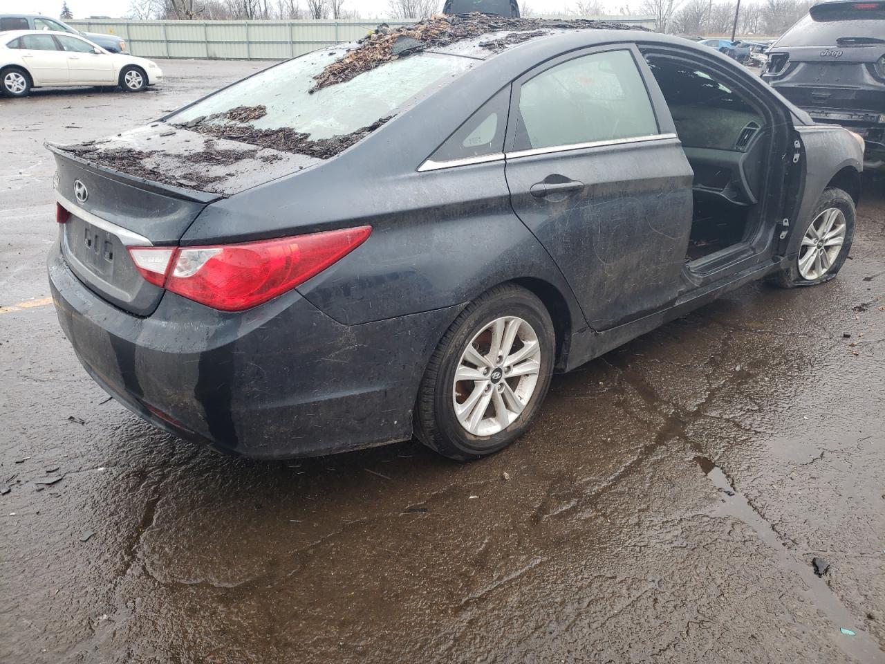 2013 HYUNDAI SONATA GLS - Image 3