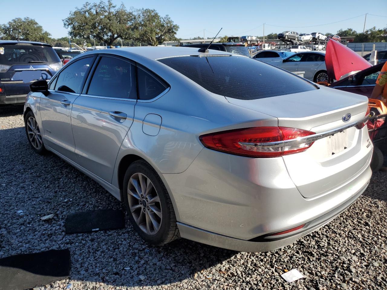 2017 FORD FUSION SE - Фото 2
