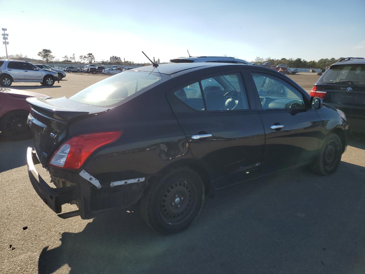 2014 NISSAN VERSA S - Image 3