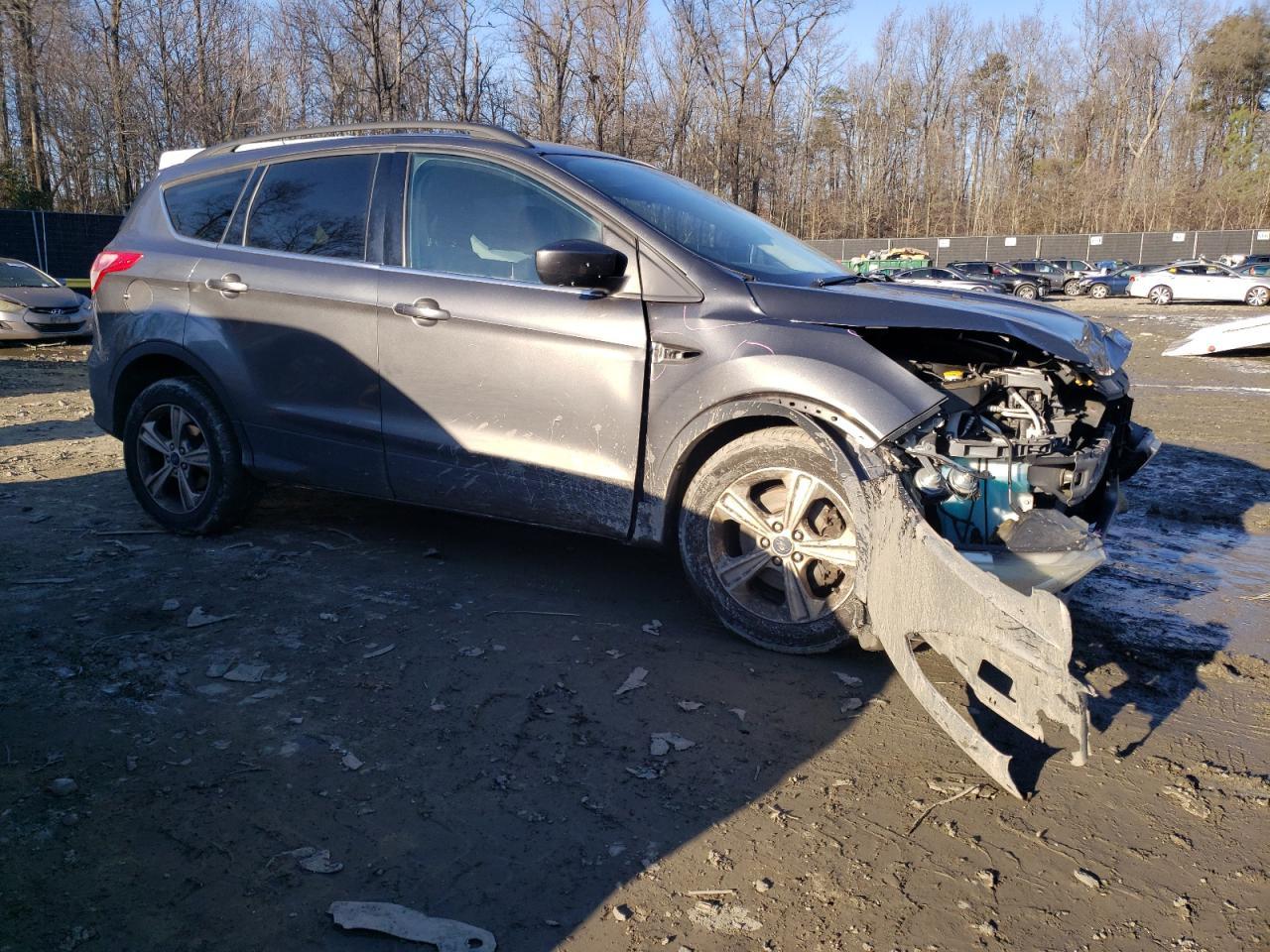 2015 FORD ESCAPE SE - Image 4