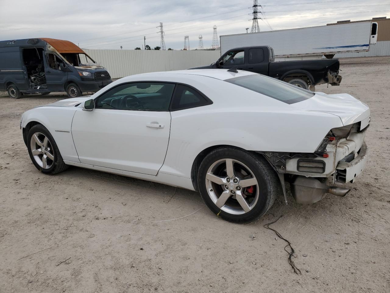 2011 CHEVROLET CAMARO LT - Фото 2