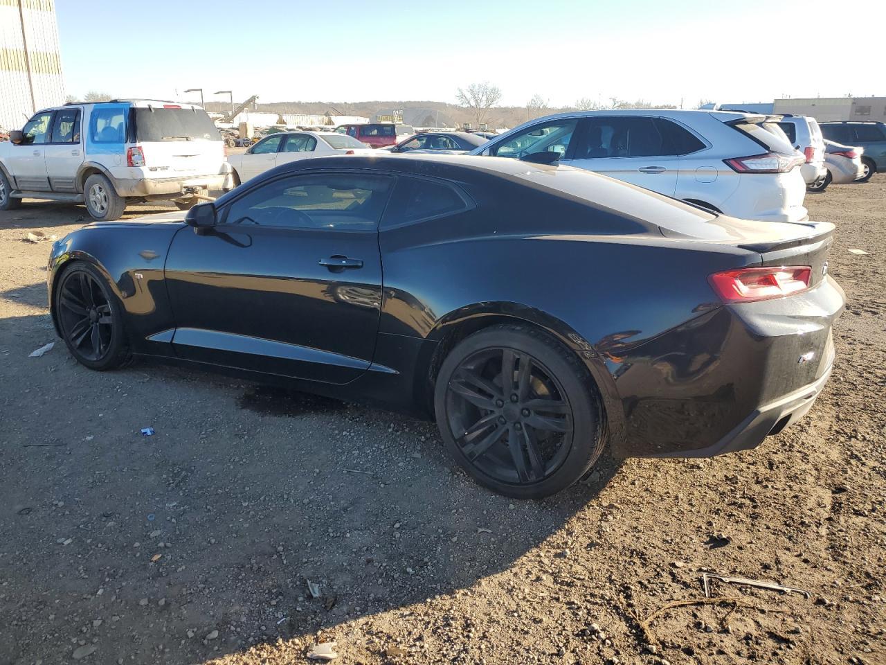 2018 CHEVROLET CAMARO LT - Фото 2
