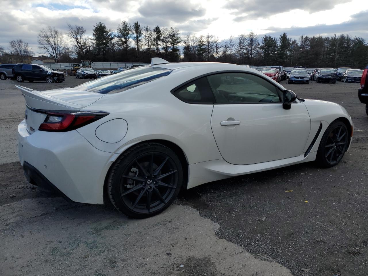 2023 TOYOTA GR 86 PREM - Фото 3
