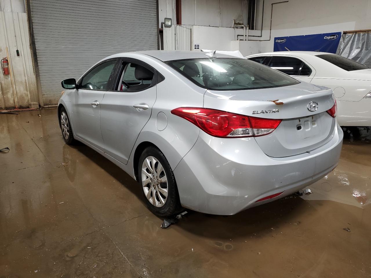 2011 HYUNDAI ELANTRA GL - Image 2