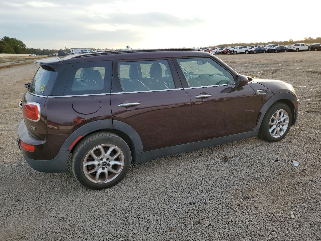 2016 MINI COOPER CLU - Image 3